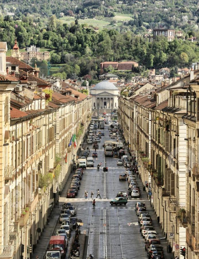 Acadamis - Piu Mole Di Cosi Turin